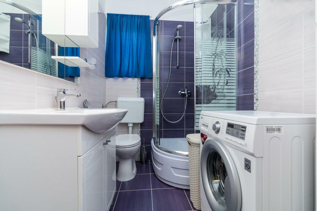 Duje Apartment *